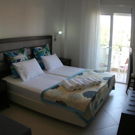 Mare D'Oro Apartment Sarti Exterior foto